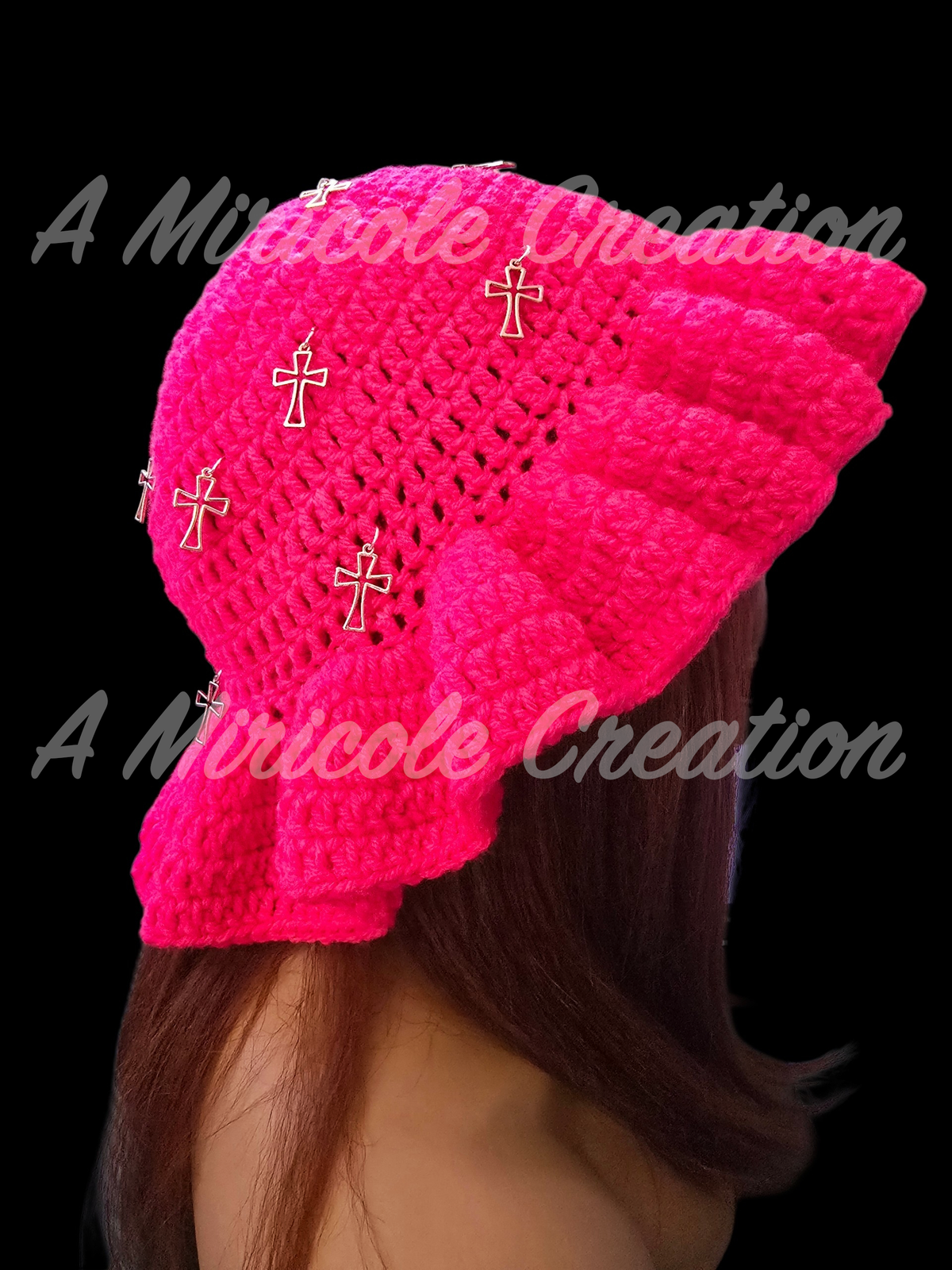 Hot Pink Wavy Hat