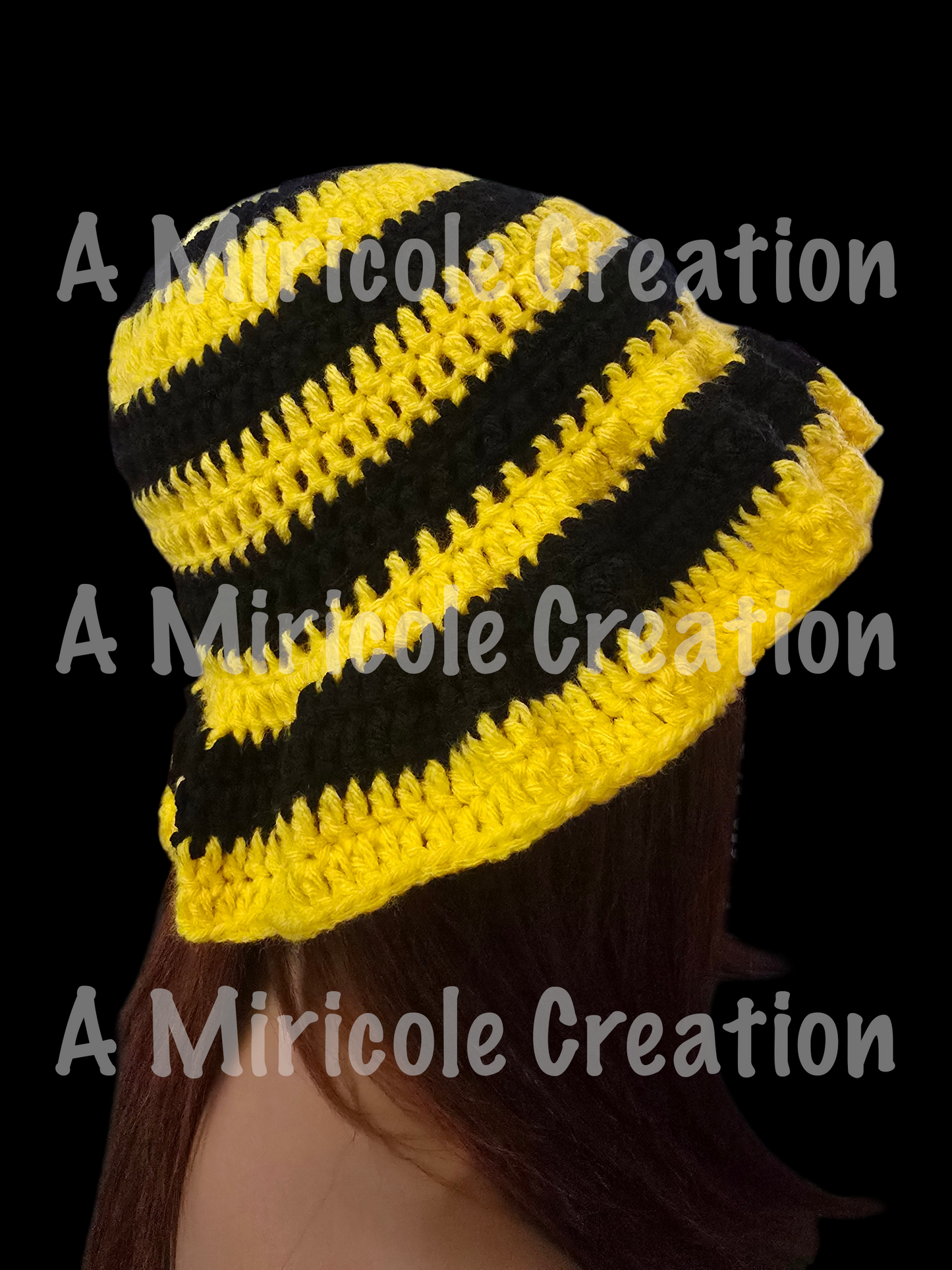 Bee Wavy Hat