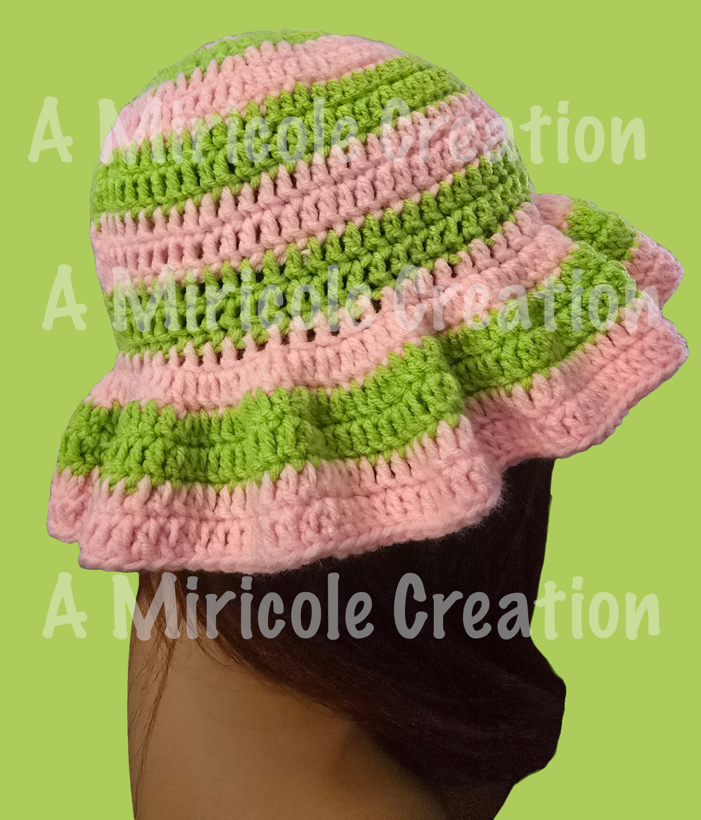 Lily Wavy Hat
