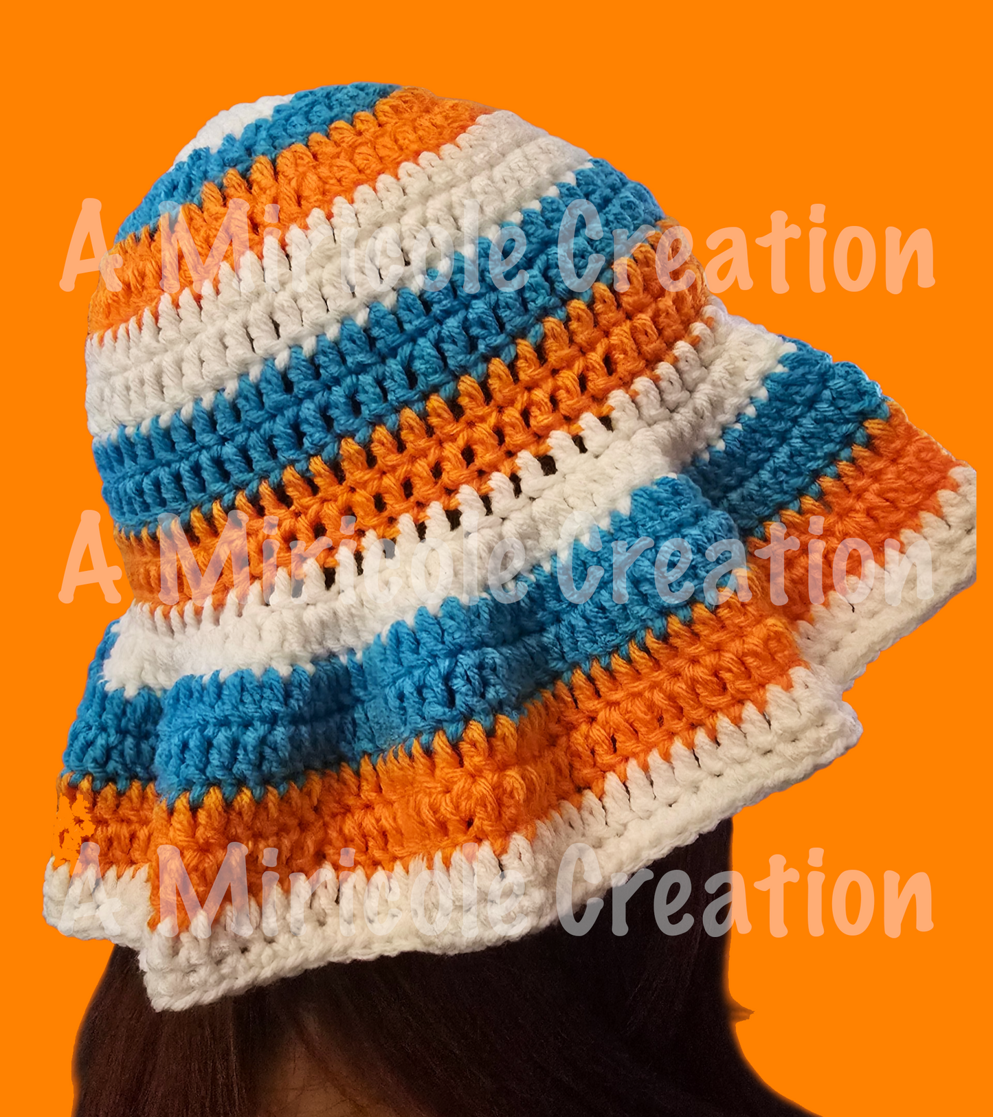 Surfs Up Wavy Hat
